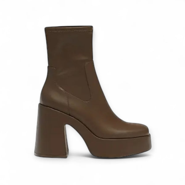 PULL AND BEAR BROWN ANKLE BOOT