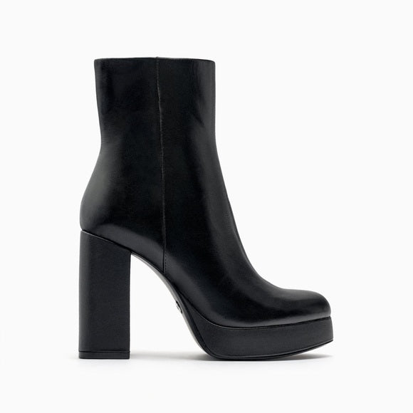 ZARA LEATHER ANKLE BOOTS 1104/010/040