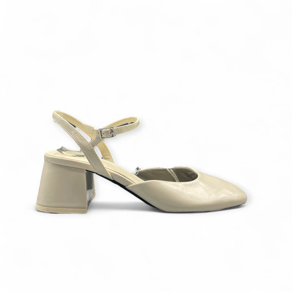 ZARA CREAM WHITE BACK STRAP BLOCK HEEL