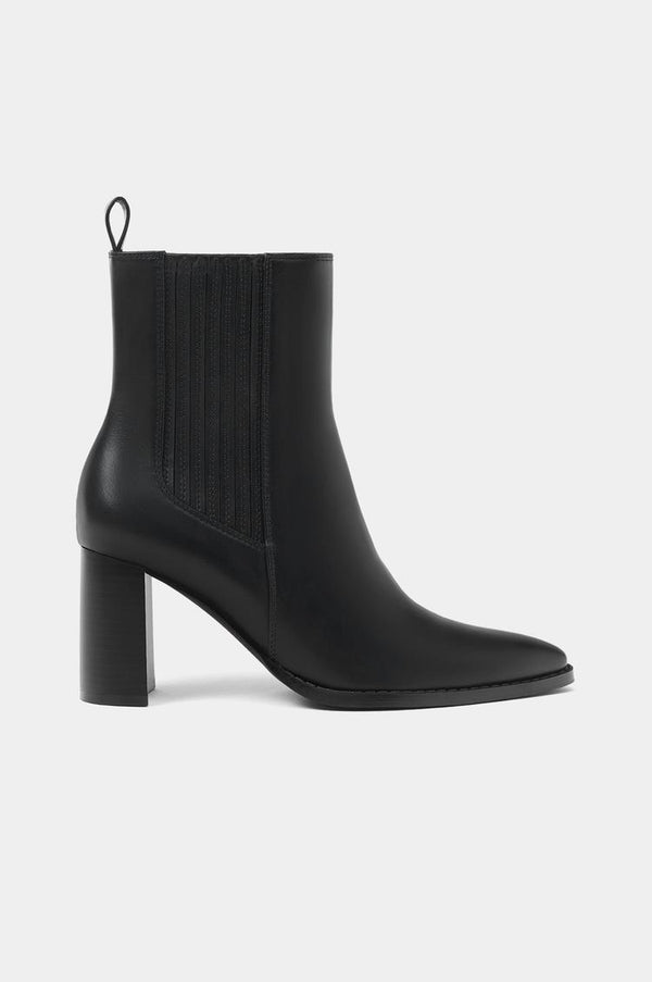 LEFTIES HIGH HEELED ANKLE BOOTS
