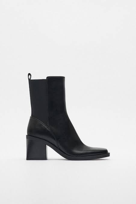 ZARA CHELSEA ANKLE BOOTS 1130/010/800