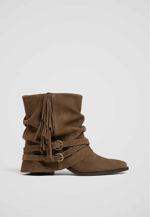 STRADIVARIUS SUEDE COWBOY BOOTS 9912/470/100