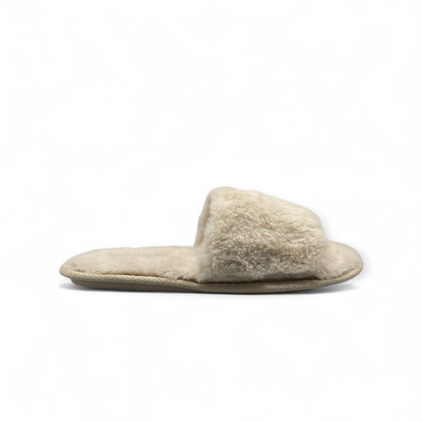 PRIMARK FLUFFY BEIGE SLIPPER