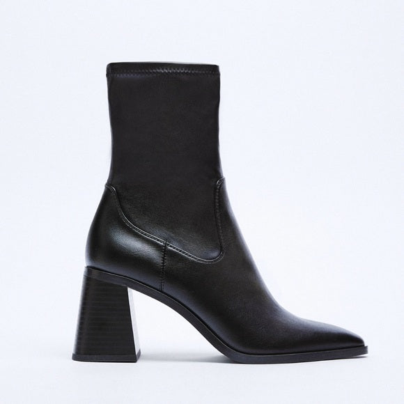 ZARA WOMEN ANKLE BOOTS 2102/011/040