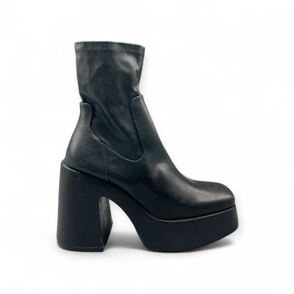 PULL AND BEAR WOMEN ANKLE BOOTS