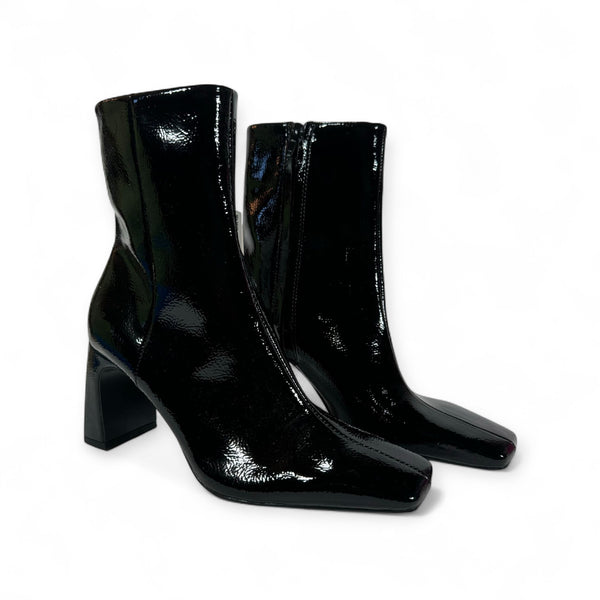 ZARA ANKLE BOOTS 1137/010/800
