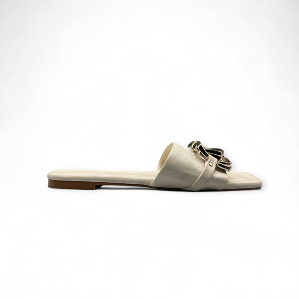 STRADIVARIUS WOMEN FLATS