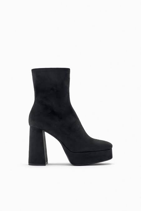 ZARA SUEDE ANKLE BOOTS 2101/010/040