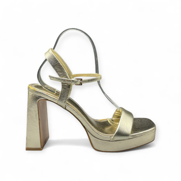 STRADIVARIUS BLOCK HEEL GOLDEN