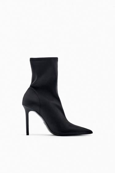 ZARA ANKLE BOOTS 1110/010/800