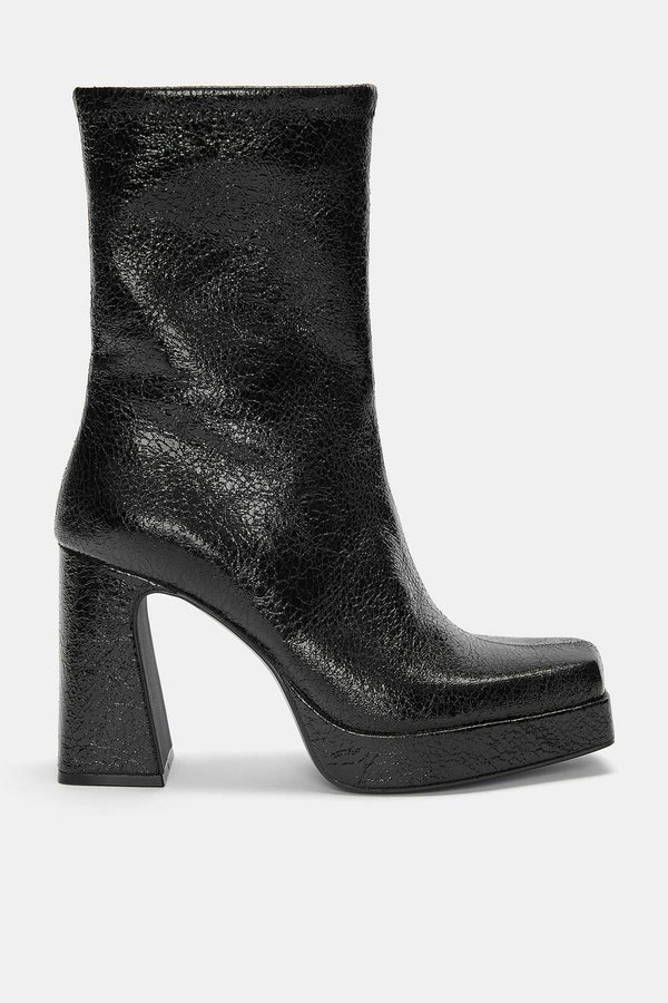 PULL AND BEAR SHINY BLACK ZIP ANKLE BOOTS 1121/440/040