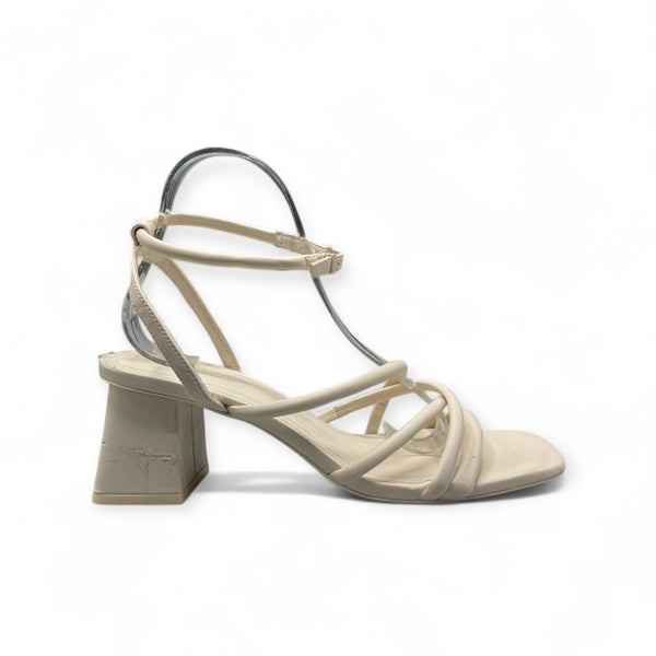 STRADIVARIUS BLOCK HEEL