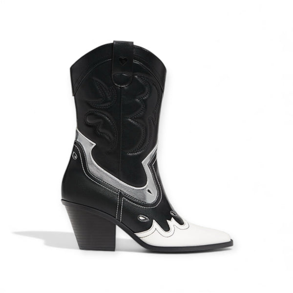 STRADIVARIUS COWBOY BOOTS 9397/178/202