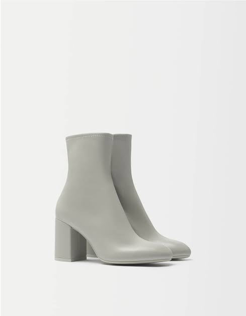 BERSHKA ANKLE BOOTS 1105/960/032