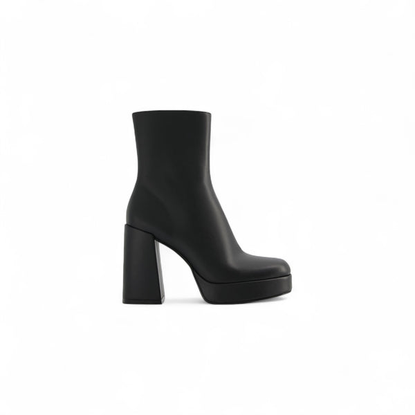 Bershka Wide Platform Heel Ankle Boots