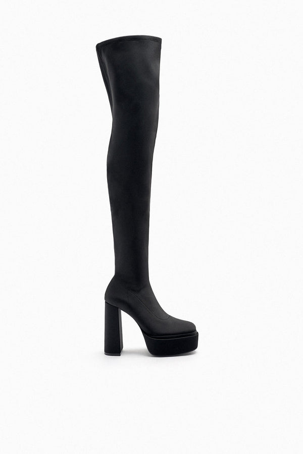 ZARA OVER THE ONEE BOOTS 3002/011/040