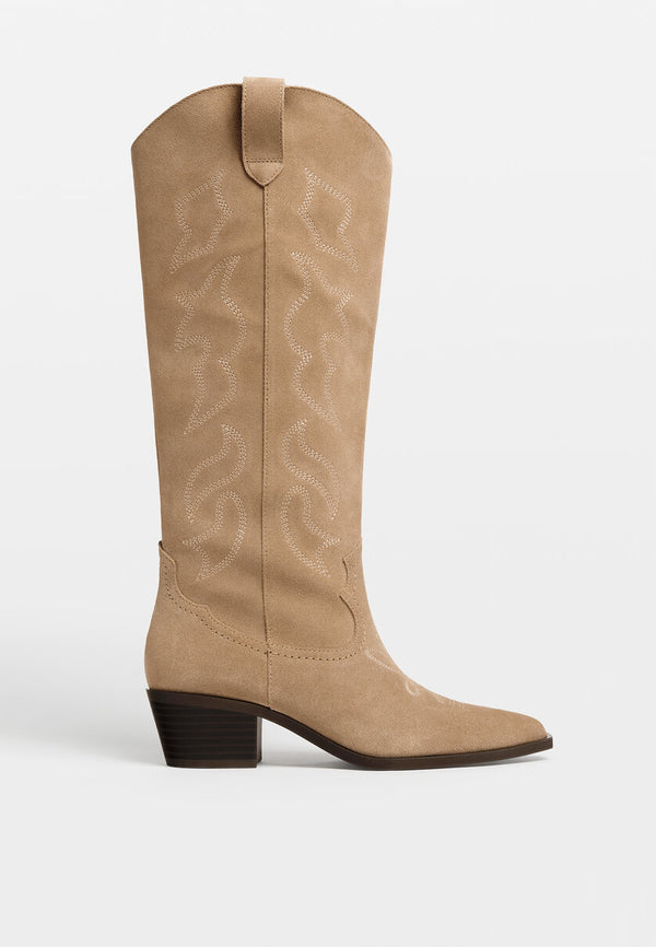 STRADIVARIUS SUEDE COWBOY BOOTS 9351/370/131