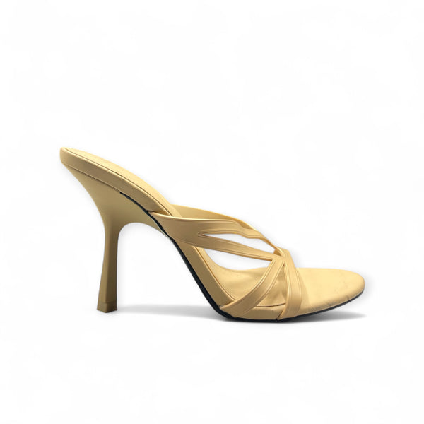 ZARA RUBBER CONE HEEL BEIGE