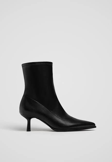 STRADIVARIUS LEATHER WOMEN ANKLE BOOTS