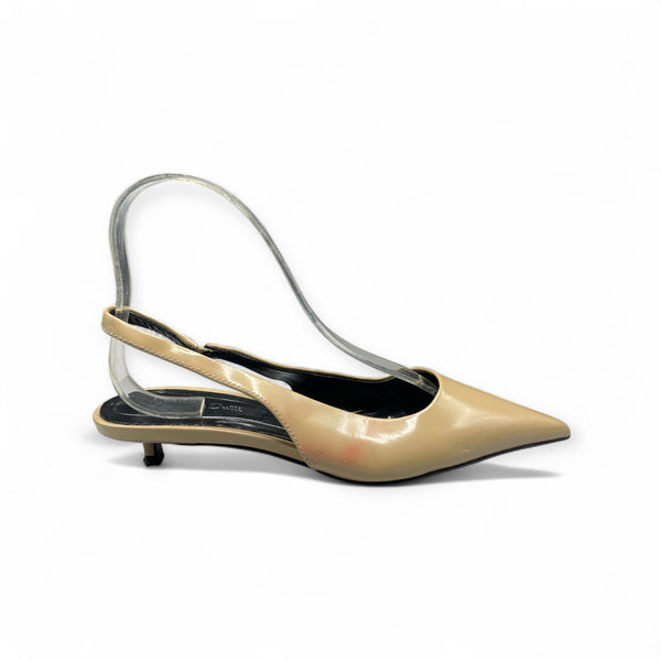 MASSIMO DUTTI BEIGE KITTEN HEEL