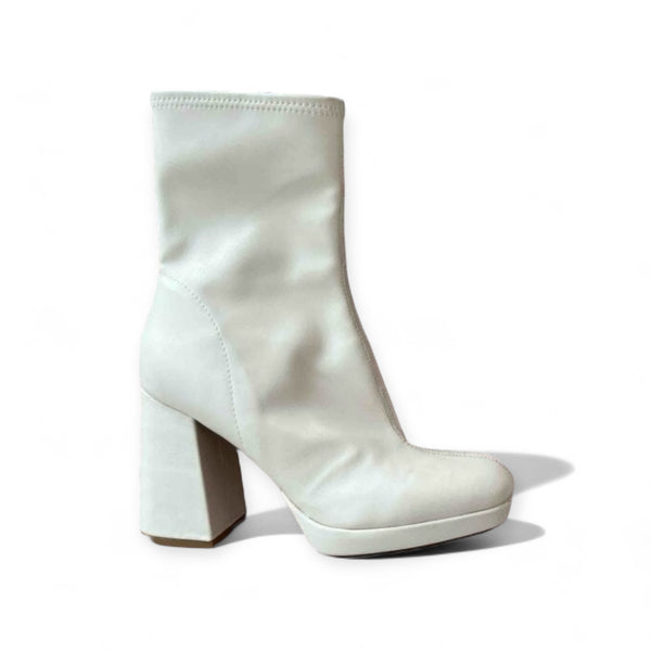 BERSHKA ANKLE BOOTS 1166/060/002