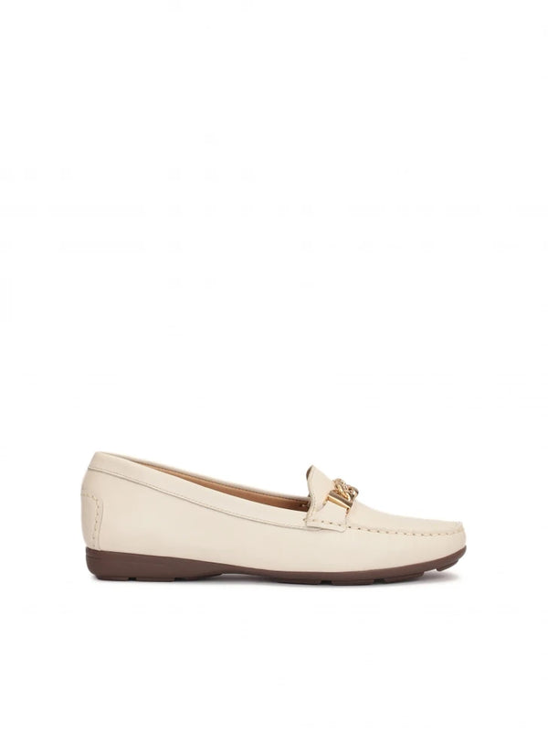 KAZAR WOMEN LEATHER MOCCASIN WITH CHAIN
