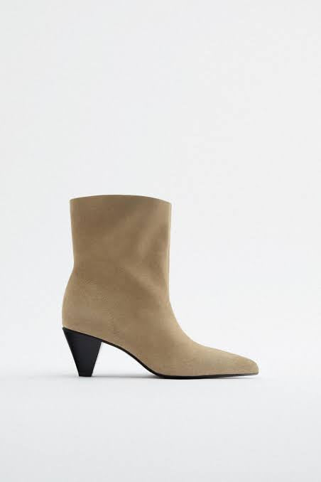 ZARA SUEDE ANKLE BOOTS 1125/910/102