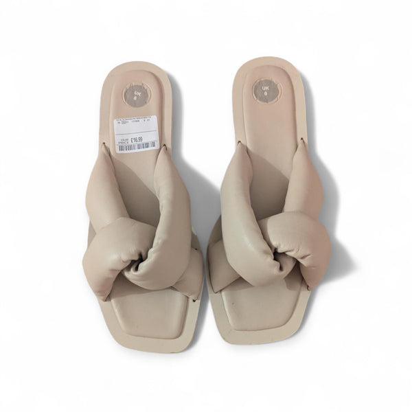 Massimo dutti flat