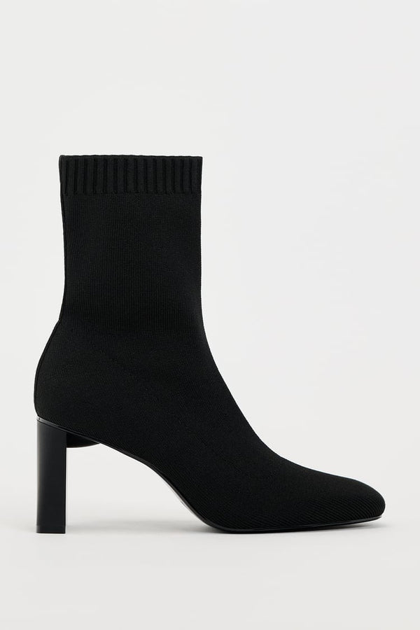 ZARA KNIT FABRIC ANKLE BOOTS 3188/310/800