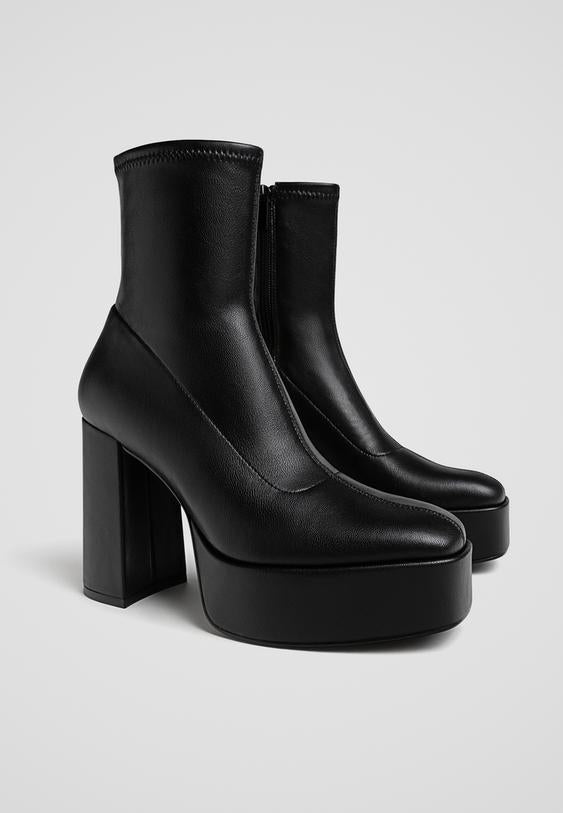 STRADIVARIUS PLATFORM HEEL ANKLE BOOTS 9911/470/040