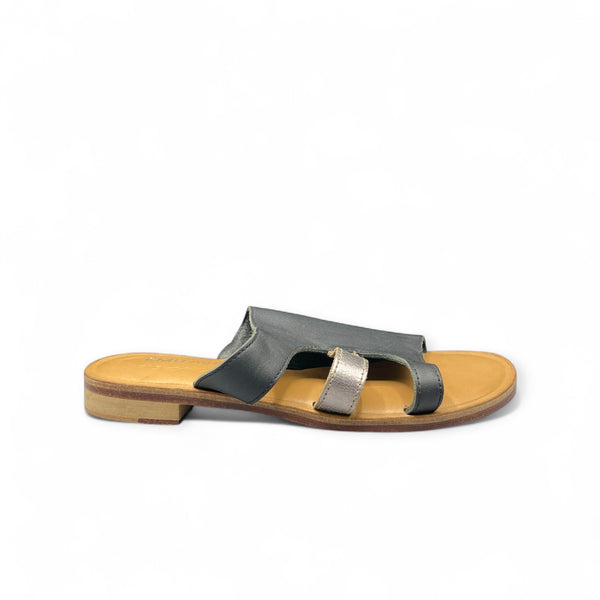 EMU AUSTRALIA WOMEN FLATS