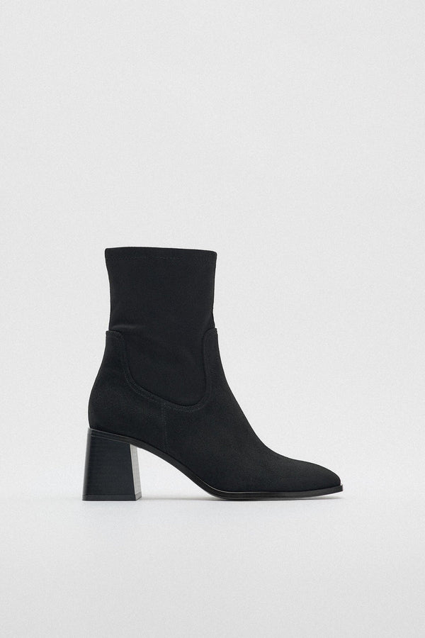 ZARA WOMEN SUEDE ANKLE BOOTS 2127/010/800