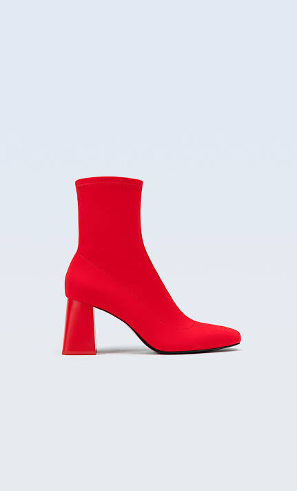 STRADIVARIUS RED ANKLE BOOTS 9949/078/020