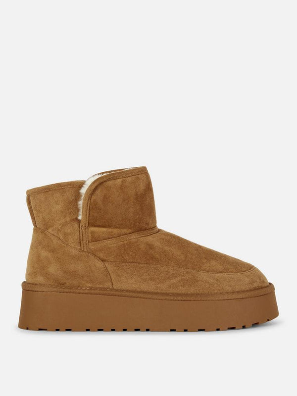 PRIMARK FAUX SUEDE PLATFORM BOOTS