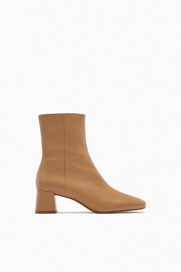 ZARA ANKLE BOOT 2132/010/098