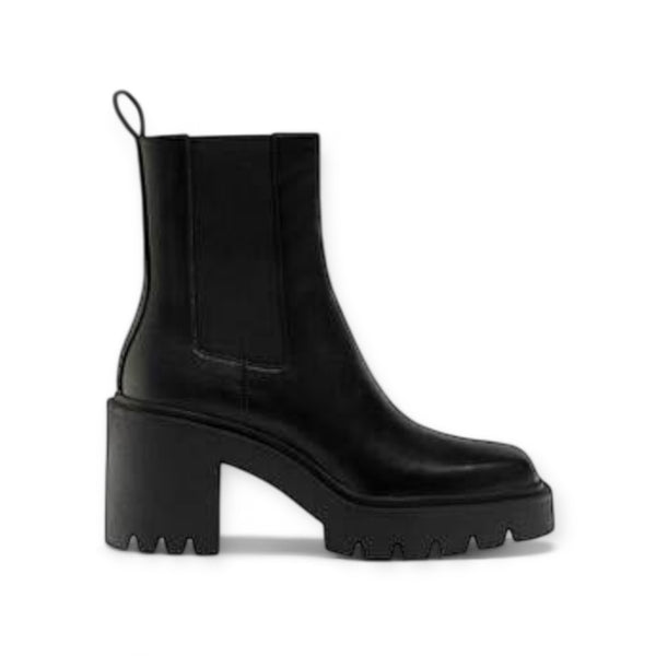 PULL AND BEAR WOMEN CHELSEA BOOTS
