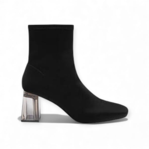 PULL AND BEAR BLACK ANKLE BOOTS 1115/140/040