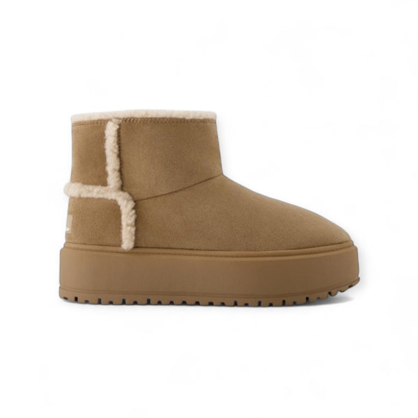 BERSHKA FLAT BOOT WITH FAUX SHEARLING LINING
