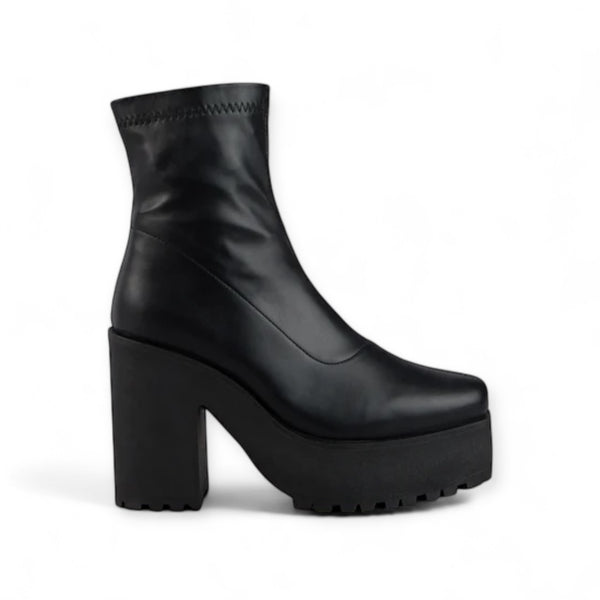 STRADIVARIUS PLATFORM ANKLE BOOTS 9944/078/040