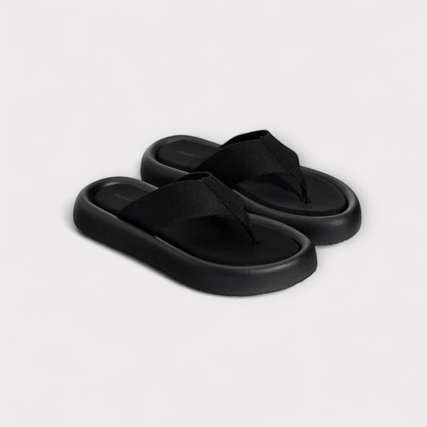 OYSHO SLIPPERS