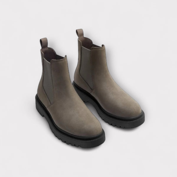 PULL &amp; BEAR CHELSEA BOOT