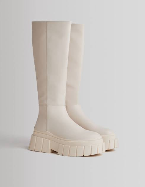 BERSHKA WHITE WOMEN BOOTS