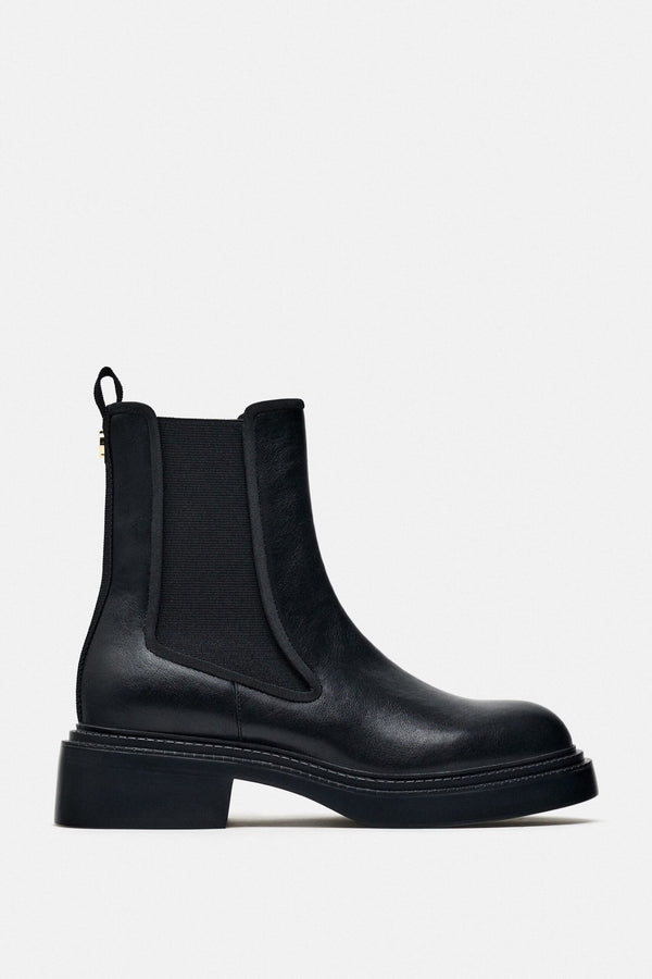 ZARA FLAT CHELSEA ANKLE BOOTS