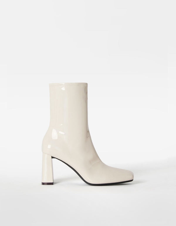 BERSHKA HEELED ANKLE BOOTS