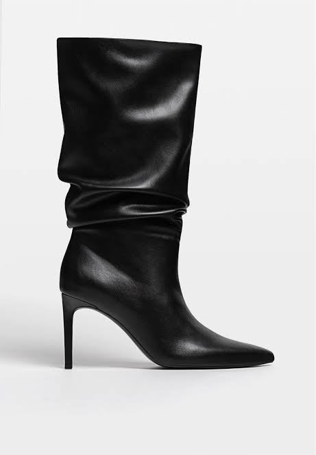 STRADIVARIUS HEELED BOOTS