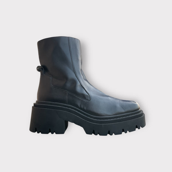 ZARA LEATHER HI BOOTS