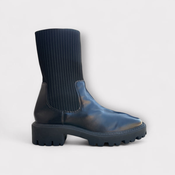 LEFTIES BOOTS