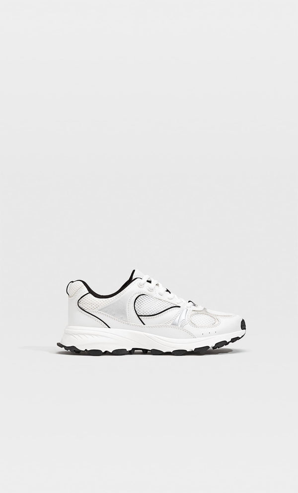 STRADIVARIUS SNEAKER