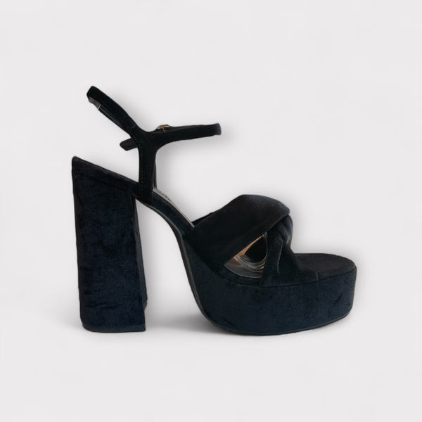 PRIMARK SUEDE HEEL