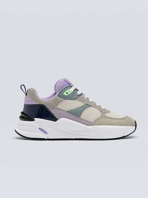 STRADIVARIUS CONTRAST RUNNER